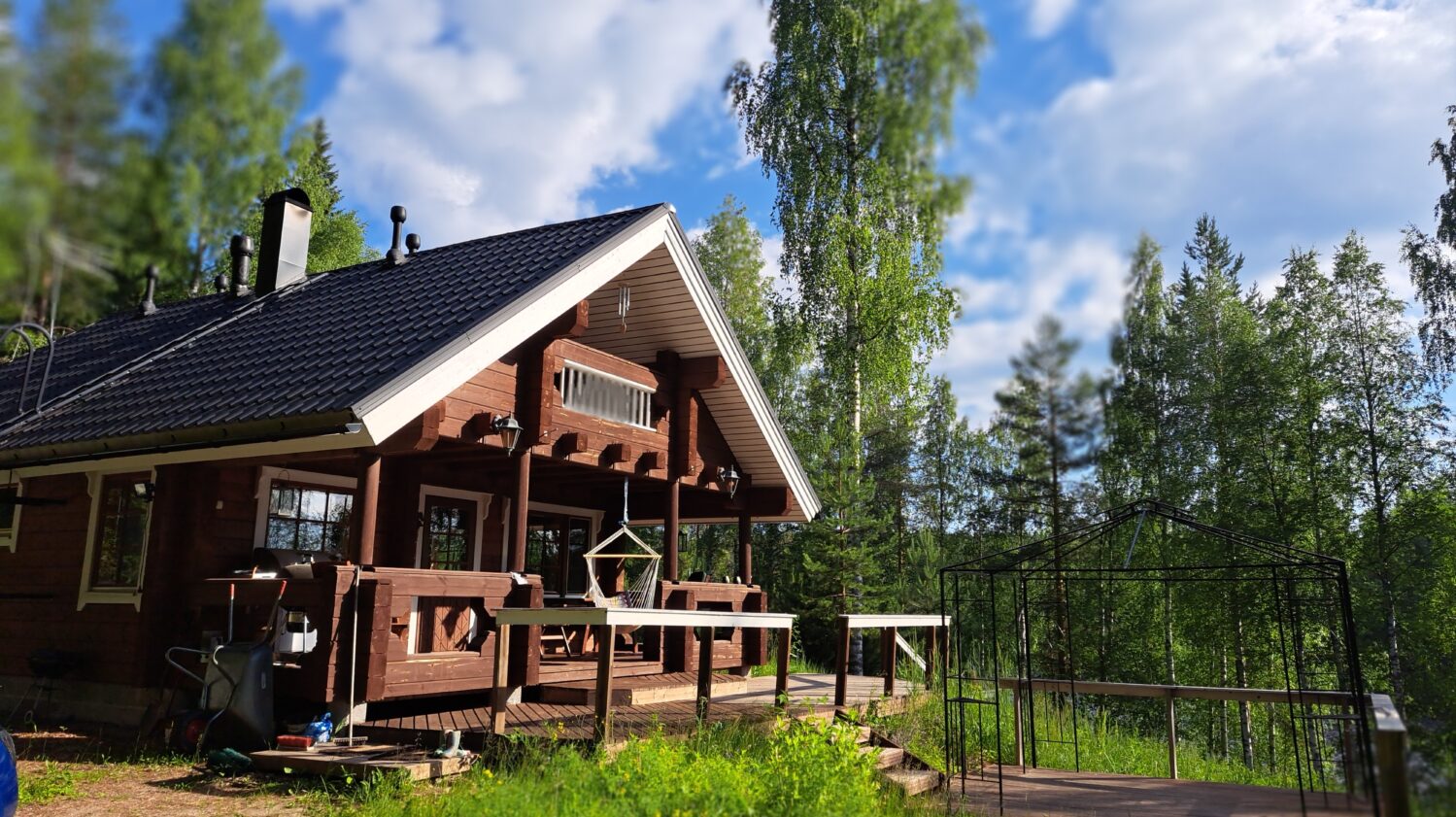 Kohteen Ihana rantahuvila rauhaa rakastavalle pääkuva