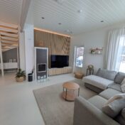 Kohteen Myydään kaksitasoinen paritaloasunto Pirkkalasta lisäkuva 1