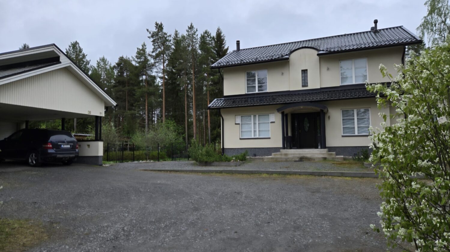 Kohteen Myynnissä laadukas Siporex-kivitalo Oulunsalon Varjakassa – vaihdossa mahdollista osake Oulun keskustasta pääkuva