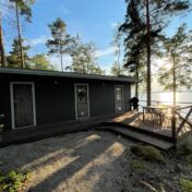 Kohteen Harvinainen saarimökkikokonaisuus Tarvinsaaressa lisäkuva 1